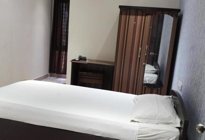 Hotel Star Msr Residency