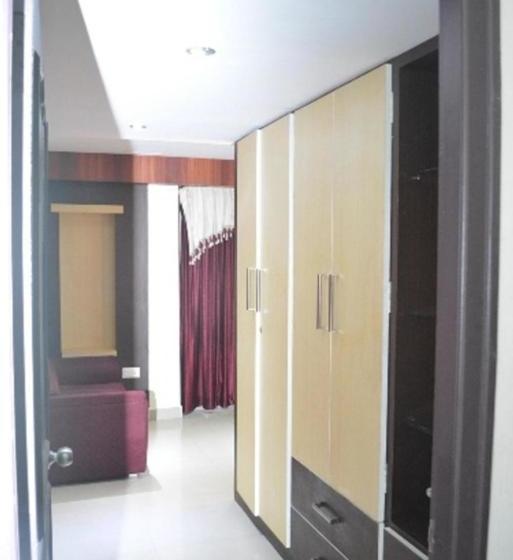 Hotel Star Msr Residency