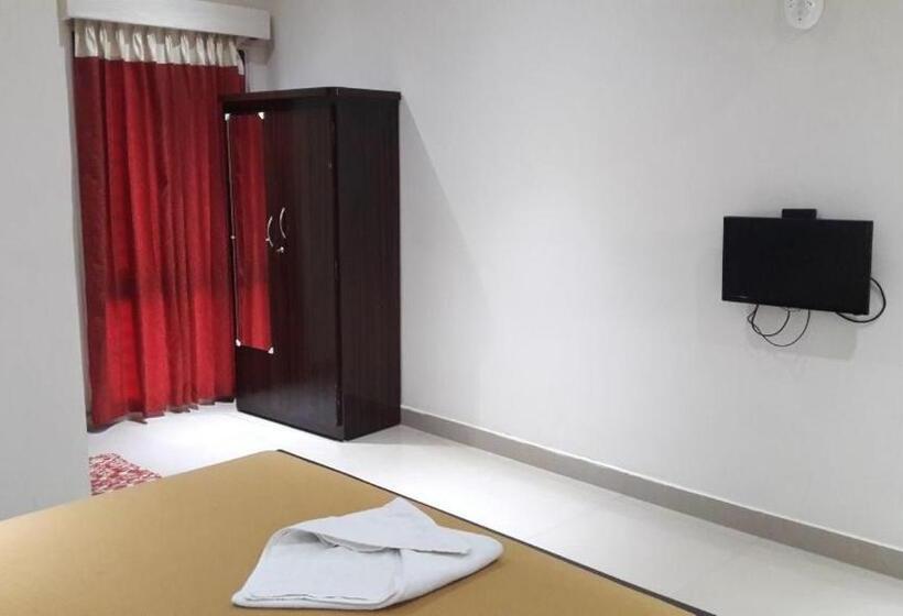 Hotel Star Msr Residency