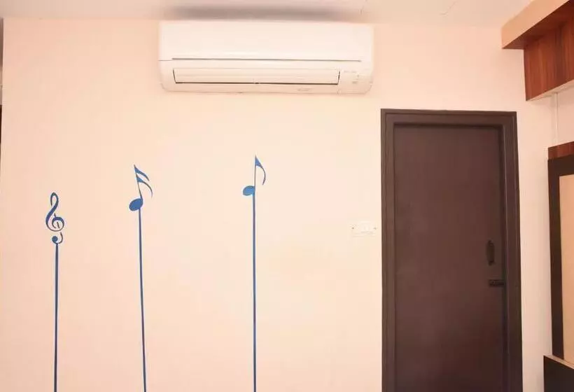 Hotelli Star Msr Residency