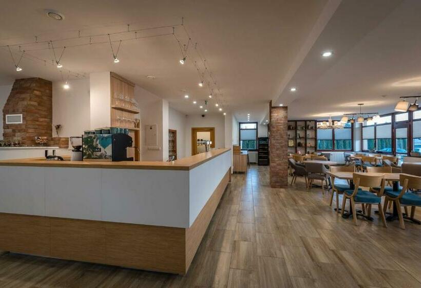 ペンション Moment   Bistro & Ubytovanie