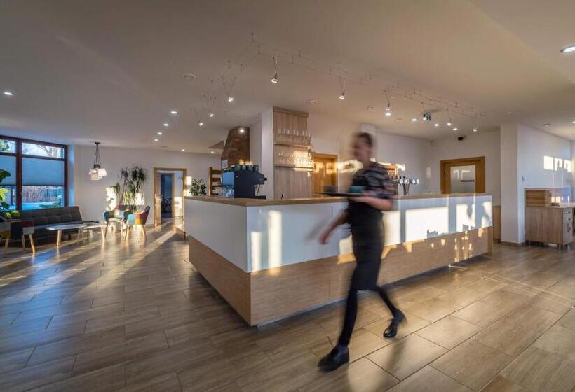 ペンション Moment   Bistro & Ubytovanie