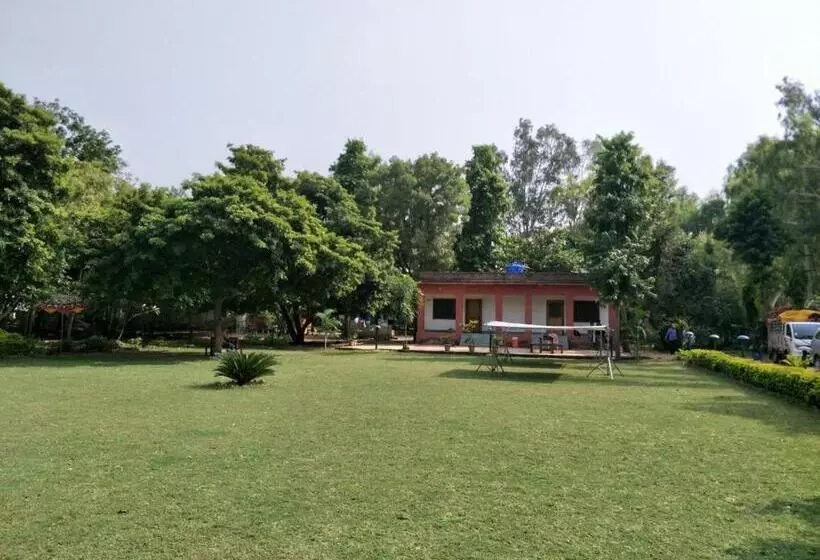 Majatalo Ranakpur Nature Retreat