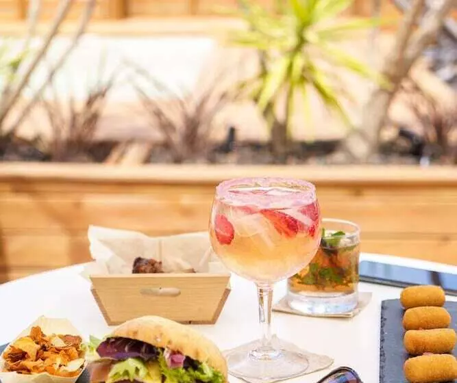 Casa Lit Barcelona by Ona Hotels