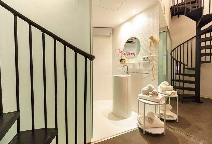 Casa Lit Barcelona by Ona Hotels