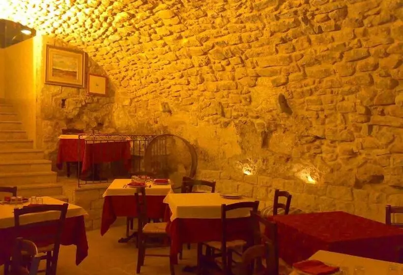 هتل Grana Barocco Art