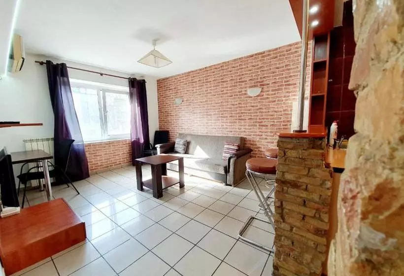 هتل Alia Accommodation Bucharest