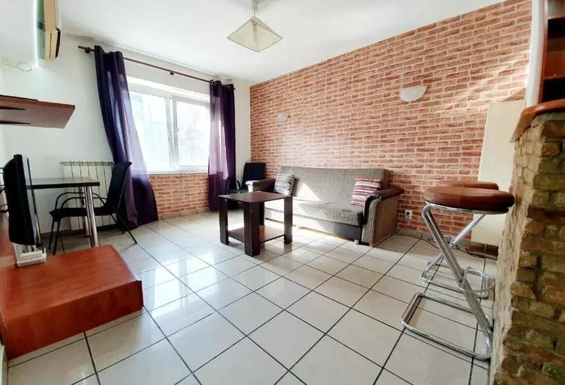 هتل Alia Accommodation Bucharest