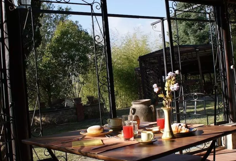 Отель Arco Naturale Country House