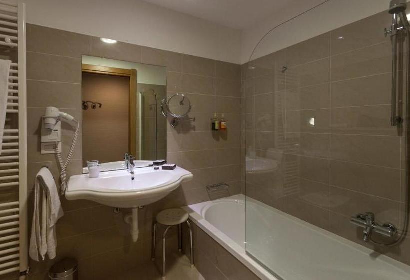 ホテル Best Western Ivrea Crystal Palace