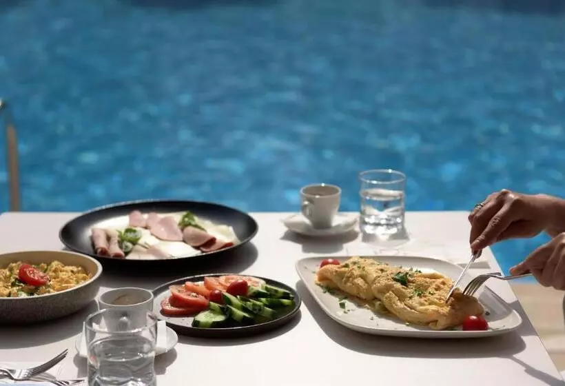 Bio Suites Hotel & Spa