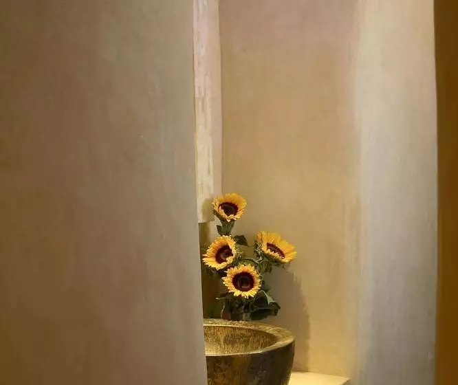 Отель Blue Angel Villa  Angel Villas