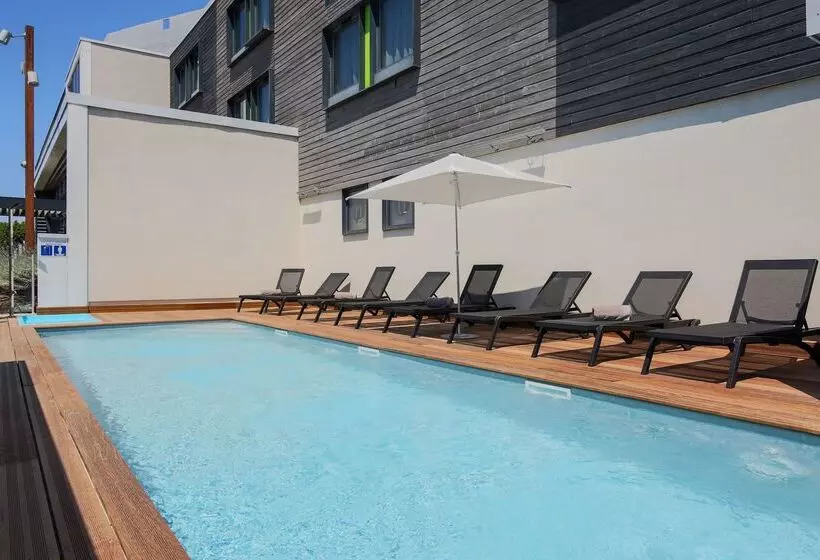 Отель Campanile Carcassonne Est La Cite