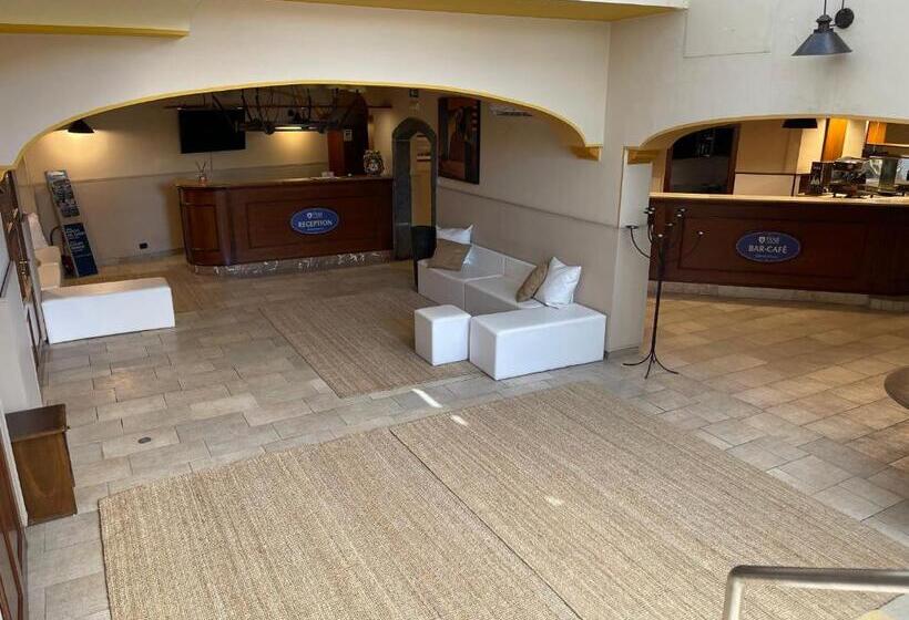 Отель Capomulini 3 Stelle