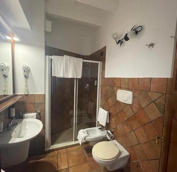 Отель Capomulini 3 Stelle