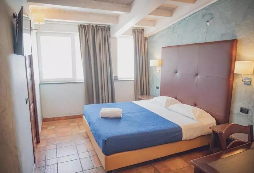 Отель Capomulini 3 Stelle