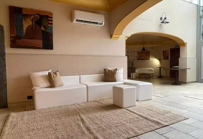 Отель Capomulini 3 Stelle