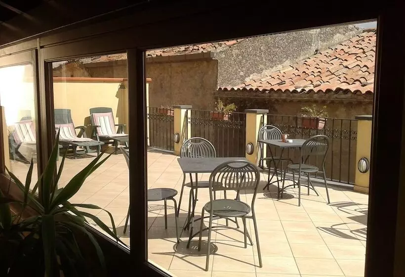 Отель Federico Ii