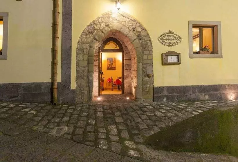 Отель Federico Ii