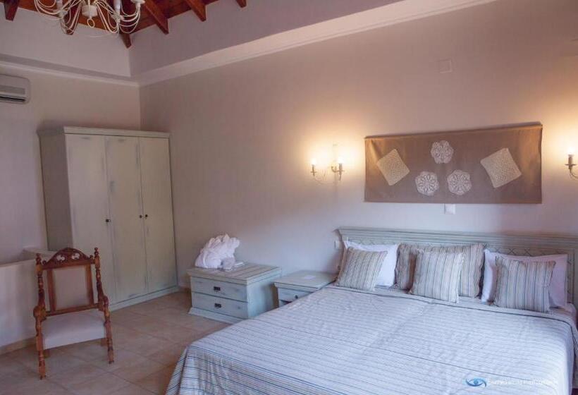 호텔 Iapetos Village