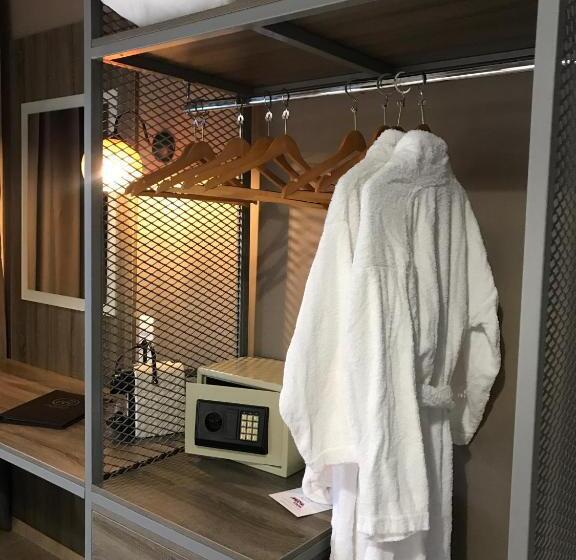 호텔 Iapetos Village