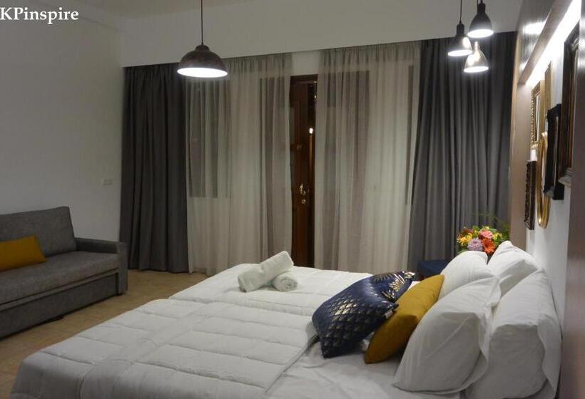 호텔 Iapetos Village