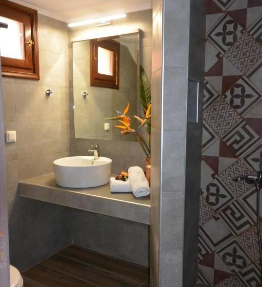 호텔 Iapetos Village