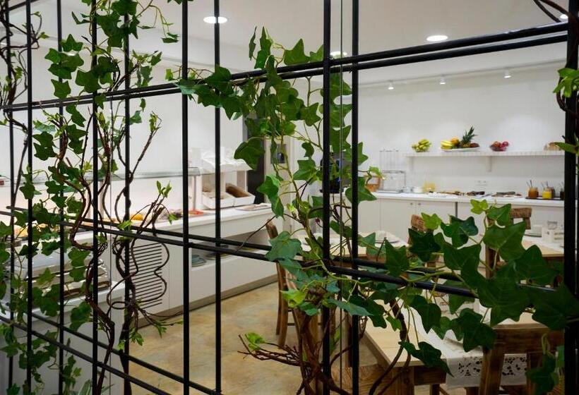 호텔 Iapetos Village