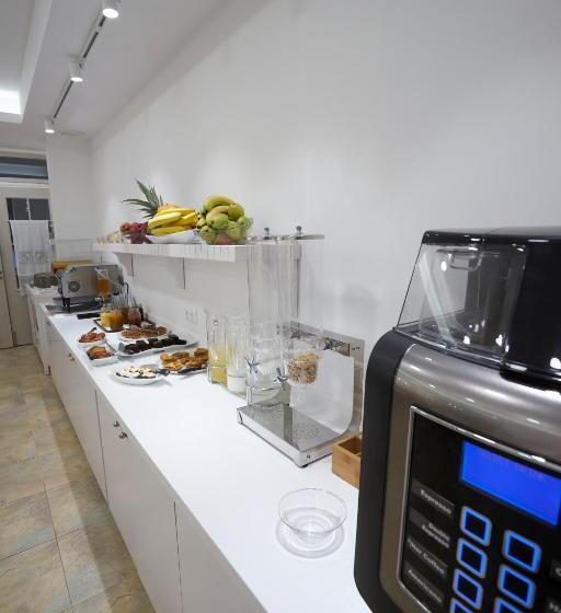 호텔 Iapetos Village