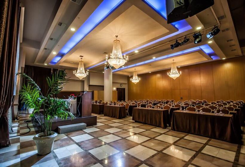 בית מלון כפרי Kouros