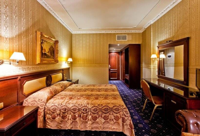 בית מלון כפרי Kouros