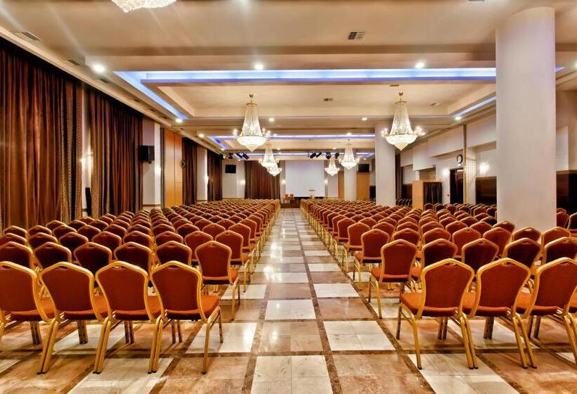 בית מלון כפרי Kouros