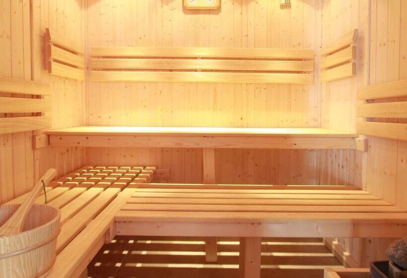 فندق Kyriad Charlevillemezieres