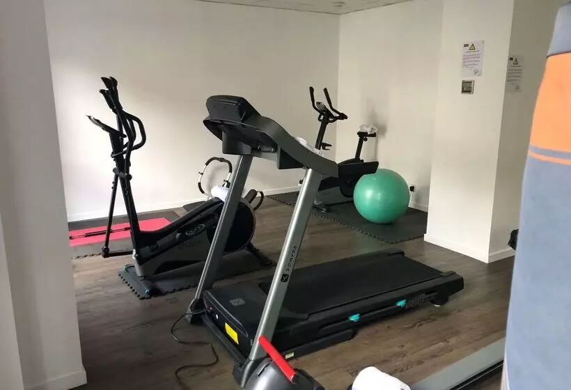 فندق Kyriad Charlevillemezieres