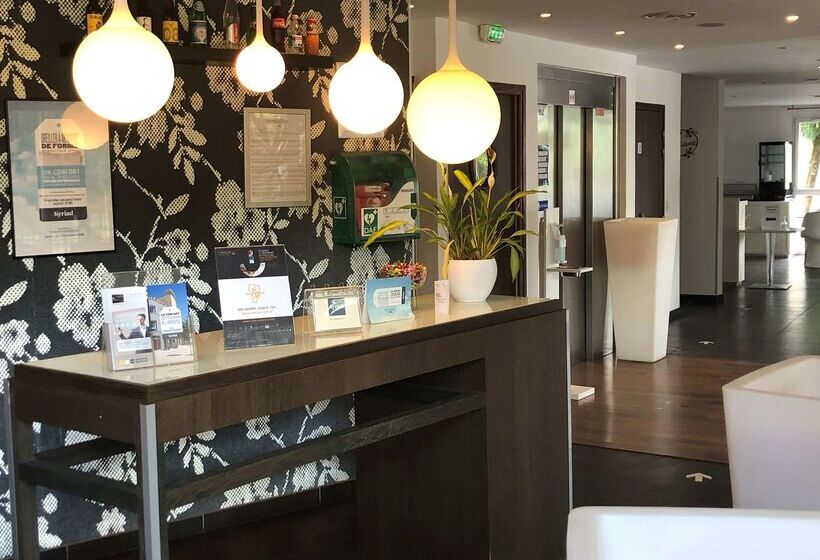 فندق Kyriad Charlevillemezieres