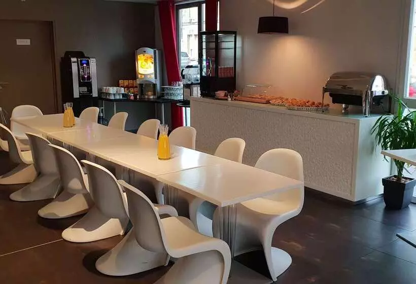 فندق Kyriad Charlevillemezieres