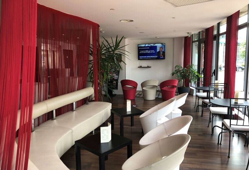 فندق Kyriad Charlevillemezieres