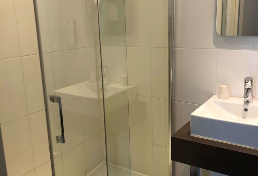 فندق Kyriad Charlevillemezieres