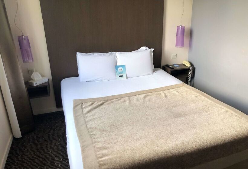 فندق Kyriad Charlevillemezieres