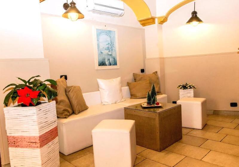 Отель Capomulini 3 Stelle