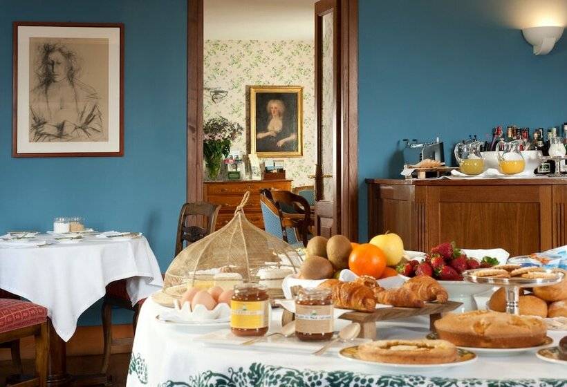 Отель La Locanda Del Notaio