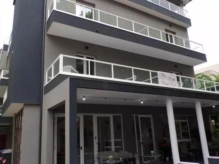 בית מלון כפרי Nord Est