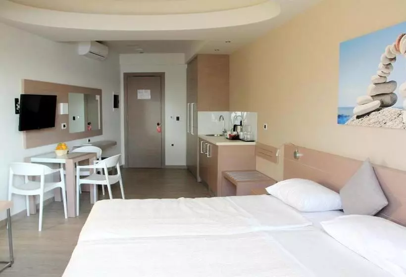 בית מלון כפרי Renieris