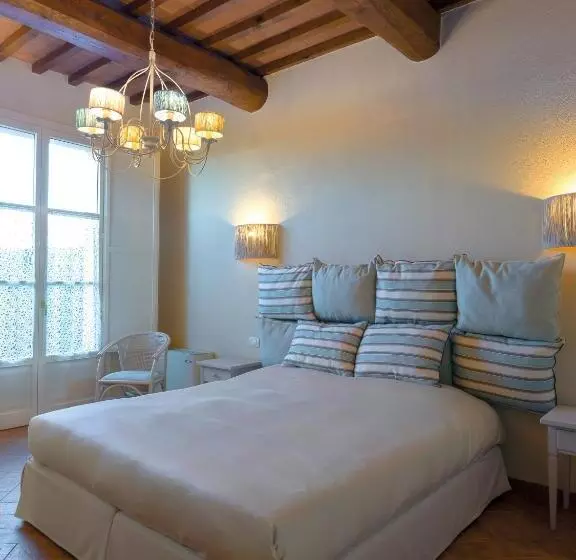 호텔 Resort Casale Le Torri