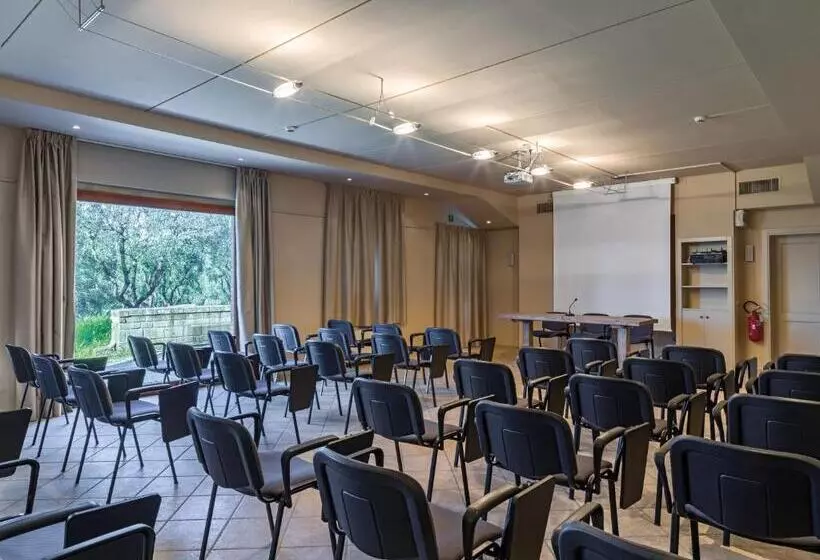 호텔 Resort Casale Le Torri