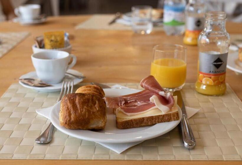 בית מלון כפרי Resort Casale Le Torri