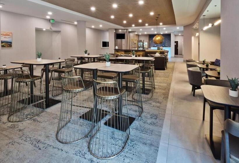 فندق Springhill Suites Birmingham Colonnade