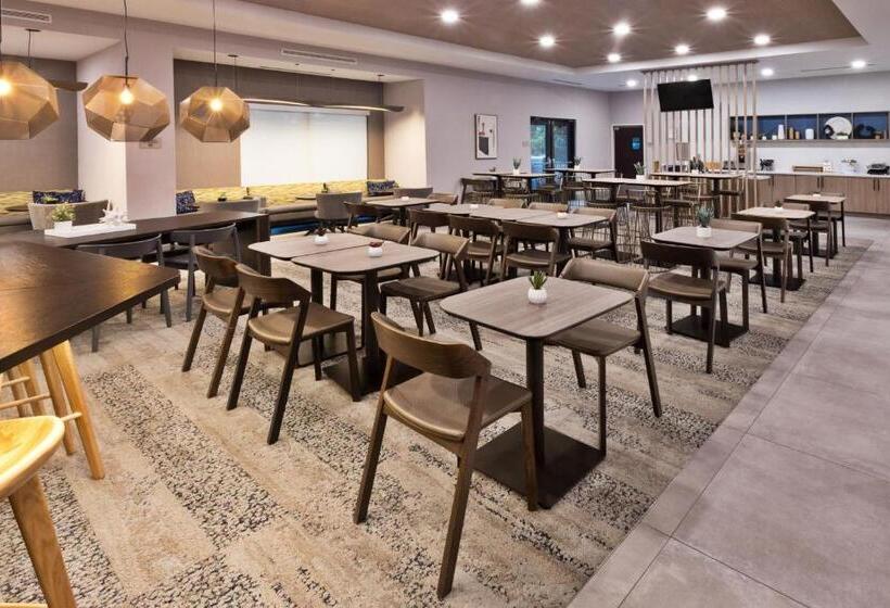 فندق Springhill Suites Birmingham Colonnade