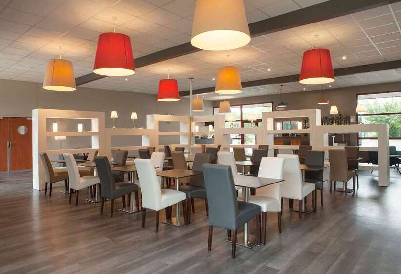 בית מלון כפרי The Originals City, Plume Hôtel, Bressuire