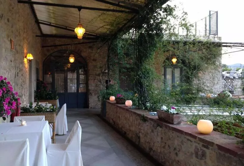 Hotel Torre Laurentii